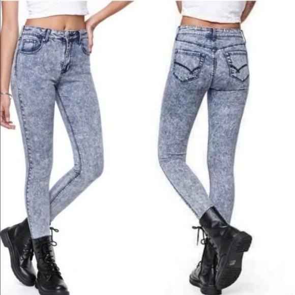 Bullhead Denim - Bullhead Acid Wash High-Rise Jeggings Skinny Jeans